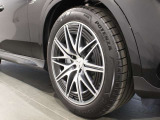 お気軽にお問い合わせください。Tel:075-325-0440 Mobile:070-2313-8676  中古車担当:時女まで