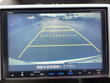バックモニター付きで、車庫入れやバック時の後方確認をサポート。