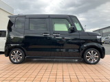 弊社ではメンテナンスパックをご用意しております。プロの目でしっかりチェックしたお車ならロングドライブも安心、うっかり忘れがちなメンテナンスも事前に案内状やお電話で時期をお知らせいたします。