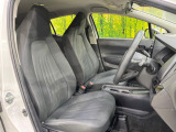 運転席シート廻りは使用感も少なく、良好な状態となっています。前オーナー様が丁寧に使っていたことがよくわかりますね。