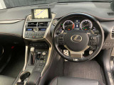 NX 200t Fスポーツ 
