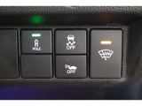 VSA(Vehicle Stability Assist)が装備!!VSAはコーナリング時の横滑りを抑制する機能と車両の急激な挙動変化を抑える機能で、安定した走行を実現していいます!!