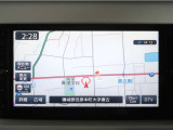 直感的に操作出来るナビゲーションを搭載。ルート案内が分かりやすく、運転中のストレスを軽減します。目的地までスムーズに導いてくれる、実用性の高い装備です。