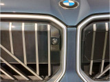 ☆BMWの代名詞とも言える【キドニーグリル】一目見ただけでBMW車であると認識できる確固たるアイコンとして存在感を放ちます☆