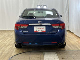 バックカメラが付いているので後方確認が非常にしやすいです。今や運転初心者も熟練者も必須装備!ついていて損はないですね♪