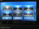 フルセグテレビ搭載。DVD・CD再生にも対応しています。