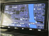 純正ナビを装備。タッチパネル式で使いやすく、お出かけもラクラクです。