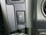 【横滑り防止機能】 車両走行安定補助システム搭載  車が横滑りしそうになった際に、横滑りを防ぐ安全装備が付いています。