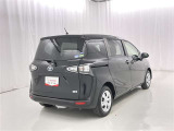 低燃費で環境にもやさしいハイブリッド車です。トヨタ専用診断機器でハイブリッドシステムを綿密に点検してあります!
