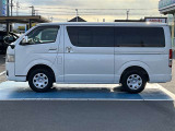 新車・中古車を取り揃えてお客様のご来店をスタッフ一同お待ちしております。