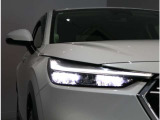 ヘッドライトはLEDなので自分からはもちろん、相手からも視認しやすくなっています。
