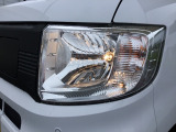 ヘッドライトで、個性も光る 、長く乗っていたい車です。【オートライト(AUTO)】外の明るさをシステムが感知して、自動でヘッドライトが点灯します!ヘッドライトをつけ忘れを防ぐ便利機能です