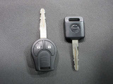 リモートコントロールエントリーシステムです荷物を持ったままでもドアの開閉ができます