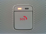 先進事故自動通報システム『SOSコール』付き!交通事故や急病などの緊急時に、専門のオペレーターが消防司令センターや警察に迅速に連絡し、緊急車両の手配をサポートします!