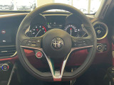 ご覧いただきありがとうございます。当店はショールーム内と屋外展示場に選りすぐりのFIAT・ABARTH・Alfaromeoの正規認定中古車を展示しており、在庫車両はできる限り多く撮影、掲載してご案内しております。