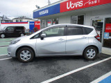 万が一のトラブルにも、全国の3000ケ所の日産サービス工場で修理可能!!年間走行距離無制限、バッテリーも保証対象です!