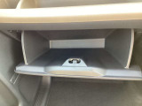 ◆車検証入れだけでなく小物を入れることも可能で便利です◆