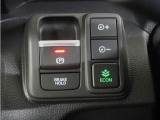 電子制御パーキングブレーキ搭載で指一本で簡単に操作することができます。さらに停車中に、ブレーキペダルを踏み続けなくても、自動的にブレーキを保持する機能である、オートマチックブレーキホールド付きです。
