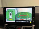 駐車場や狭い路地などでも障害物が確認しやすく、真上からの目線でクルマの周囲が確認できて安心♪