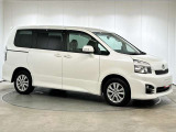 ヴォクシー 2.0 ZS 4WD 