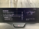 車や障害物だけでなく人や自転車も検知し、ブレーキを自動制御して衝突回避をサポートしてくれるSBS(スマートブレーキサポート)を装備!