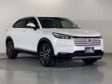 新しいハイブリッドシステムe:HEVは市街地走行では電気自動車に近いハイブリッドシステムでモーターが主役で走行します。充電の為にエンジンが始動しても優れた遮音性能で車内はとても静かで快適です