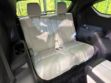 3列目シートはもちろん状態良好☆大人でもゆったりと座って頂けますので、大人数でのお出かけもラクラクです♪ご家族で、気の知れた仲間で、ドライブに行くのが楽しみですね♪