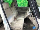運転席シート廻りは使用感も少なく、良好な状態となっています。丁寧に使われていたことがよくわかりますね。