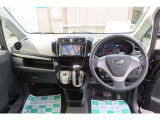 運転席から見た俯瞰図です!ドライバーが操作しやすいよう配置されています♪