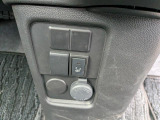 運転席シートヒーターがあります。