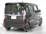 ボディクリーニング後、愛車をピカピカの状態へ保護するコーティング「ブライトパック」がおススメです!水垢がつきにくく、手入れがしやすくなりますよ!いつも愛車をきれいにしておきたい方におススメです。