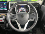 【純正革巻きステアリング】上質な革を使用することで、手にしっかり馴染みとても運転しやすいハンドルです♪