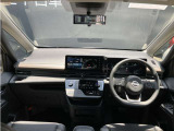 セレナ 1.4 e-4ORCE ハイウェイスターV 4WD 