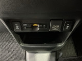 フロント両席にはシートヒーターが付いています!寒い日に便利な装備ですね。