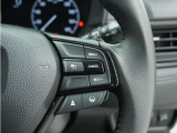 ◆アダプティブクルーズコントロール◆予め設定した車速内でクルマが自動的に加減速。前走車との適切な車間距離を維持しながら追従走行します。【LKAS】車線維持支援システムでステアリング操作を支援。