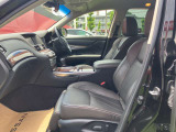 ご納車前にスタッフが入念に清掃し気持ちよく乗り出せるように致します。