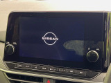 【メーカー純正9インチナビ】インテリアに溶け込むスタイリッシュな「専用設計」メーカーナビを装備♪視認性や操作性など基本性能にも優れ、より上質なカーライフをお楽しみいただけます。