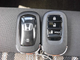Hondaスマートキーシステムは携帯しているだけでエンジンの始動、ドアの施錠や解錠、スライドドアの開閉操作もできる便利な機能です!