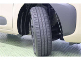 タイヤサイズ 185/65R15。
