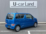 後席ガラスとリアガラスは、車内が見え難いプライバシーダークガラスになっています。紫外線から乗員を保護し、外部からのプライバシーも守ってくれますよ☆