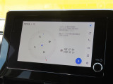 ディスプレイオーディオ(コネクティッドナビ対応)搭載。Tコネクトご契約で2029年8月までナビ機能が無償で利用できます。期限到来後は有償で継続可能です。(車載ナビは非搭載)