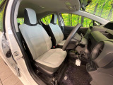 運転席シート廻りは使用感も少なく、良好な状態となっています。丁寧に使われていたことがよくわかりますね。