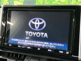 【純正9型ナビ】人気の純正ナビを装備。オーディオ機能も充実しており、Bluetooth接続すればお持ちのスマホやMP3プレイヤーの音楽を再生可能!毎日の運転がさらに楽しくなります!!