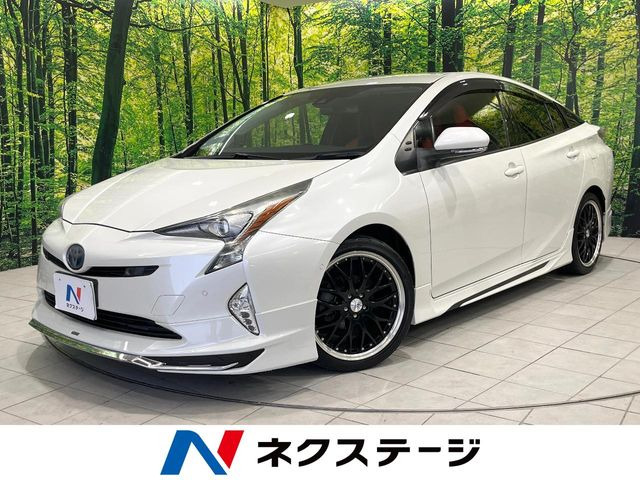 トヨタ プリウス 