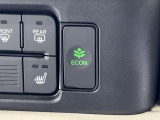 ECONボタンで低燃費モードに☆☆☆ECONスイッチを上手に使ってエコドライブ♪♪環境にもお財布にも優しい装備です☆☆☆
