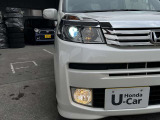 HIDヘッドライト&純正フォグライトになります。