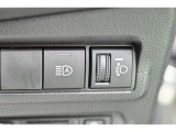 オートマチックハイビームとは、先行車や対向車のライトを認識し、ハイビームとロービームを自動で切り替える機能です。夜道の視界を確保します。詳細は販売店スタッフまでおたずねください。