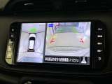アラウンドビューモニターで車を上空から見下ろしているような映像を映し出します。周囲の状況がひと目でわかります!