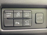 【パワーバックドア】スマートキーや運転席のボタンを押すだけでリアゲートが自動で開閉します!荷物を持っている時や、高い位置にあるバックドアを閉める際に便利な機能です♪