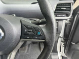 プロパイロット、高速道路や自動車専用道路を運転中にアクセル・ブレーキ・ハンドル操作をクルマがアシストしてくれます。
